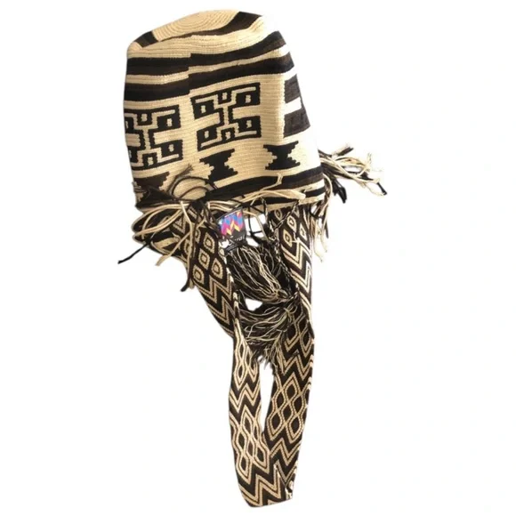 NWT SARAI WAYUU Black and Tan Patterned Woven Crossbody Bag Columbia made XL - Picture 9 of 16